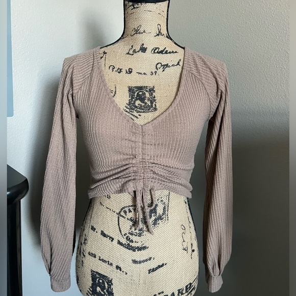 Tan tie sweater - Picture 5 of 5